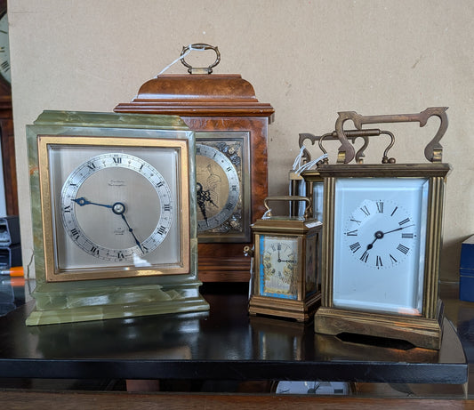 Elliott of London Reconditioned Walnut Mantel Bracket Clock (8-Day Timepiece)