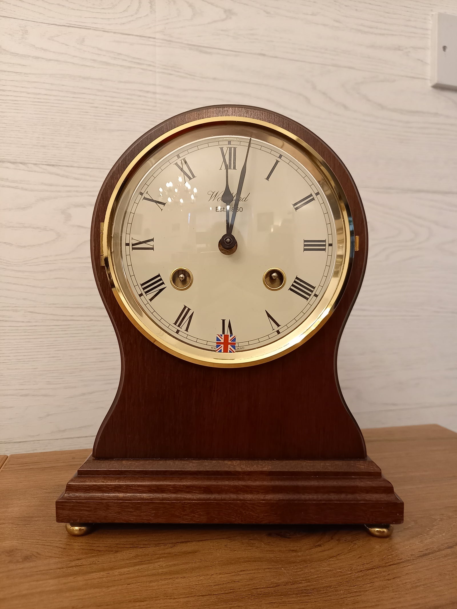 woodford-clock-corner
